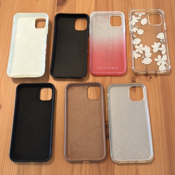 iPhone 11 cases - Picture 9 of 10